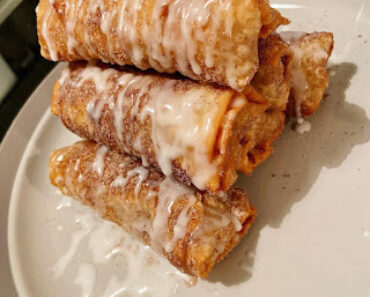 Peach Cobbler Egg Rolls