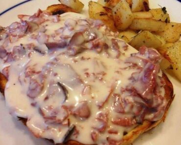 Creamed Chipped Beef on Toast