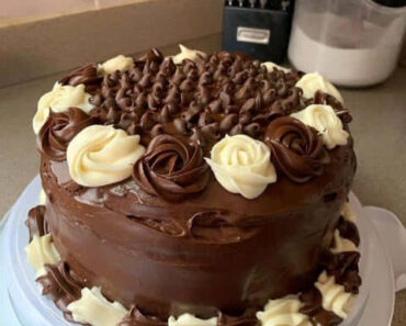 Hersheys chocolate cake