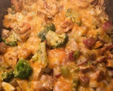 Chicken, Sautéed Shrimp, Red Skin potatoes, Broccoli and a 3 cheese blend!