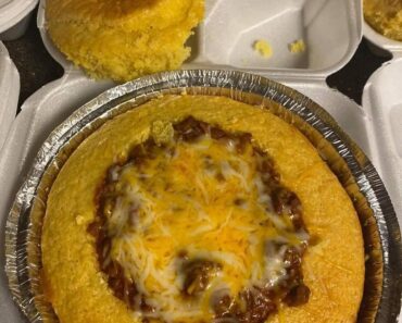 Chilli Cornbread Bowl