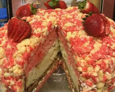 Strawberry Shortcake Cheesecake