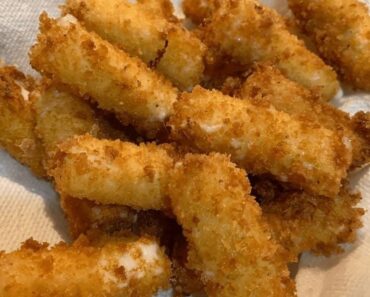 Fried Mozzarella Stick