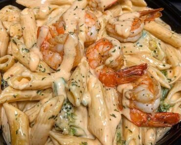 Shrimp & Broccoli Alfredo