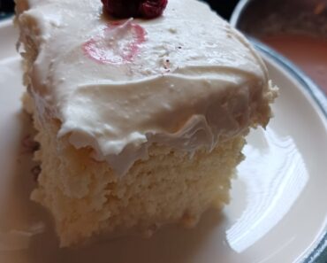 TRES LECHES CAKE