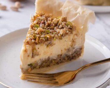 Baklava Cheesecake