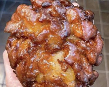 Amish Apple Fritter