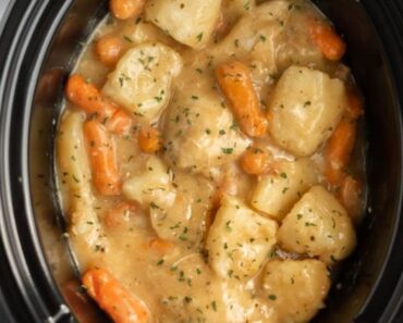 Crockpot Ranch Chicken and Potatoes