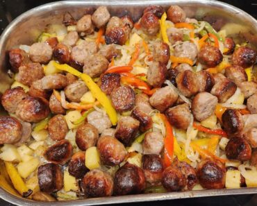 Italian Sausage, Potato, and Peppers Bake: