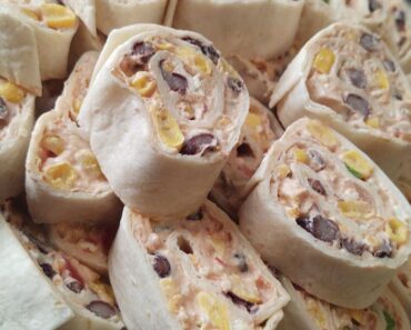 Cream Cheese Salsa Roll-Ups Recipe