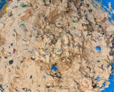 Ultimate Cookie Monster Dip